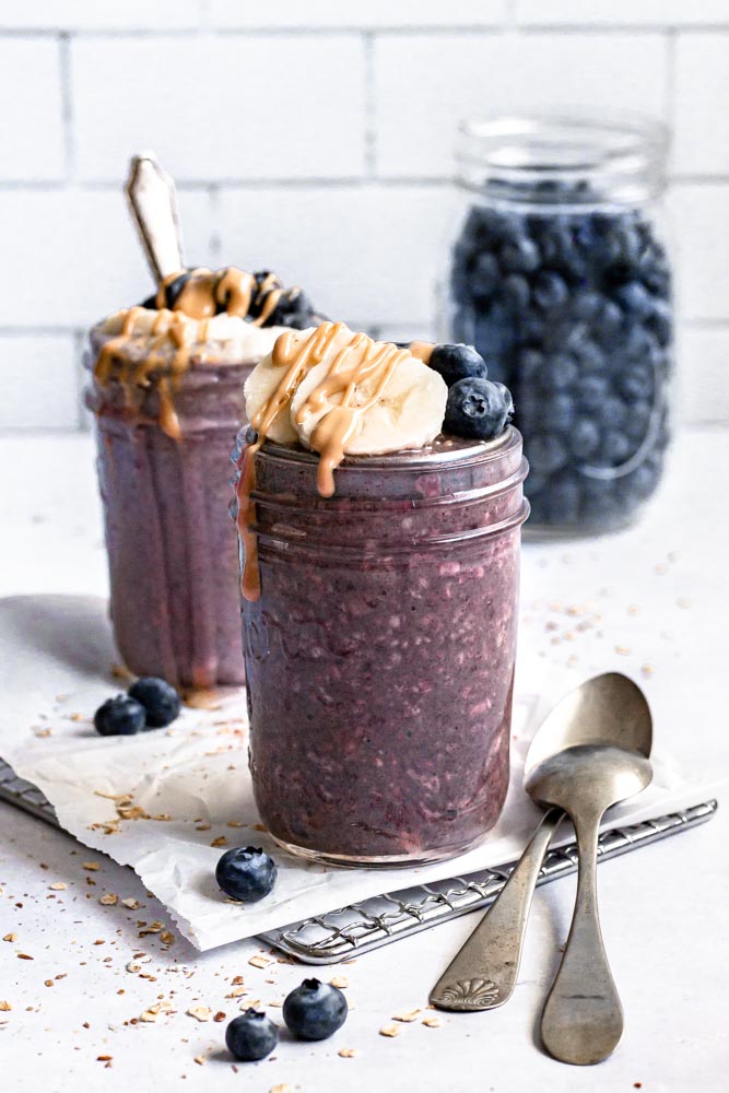 Healthy Acai Overnight Oats